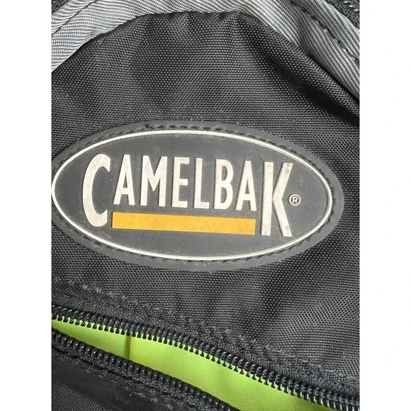 Camelbak Mini M.U.L.E Hydration Backpack Black And Grey - Picture 2 of 5